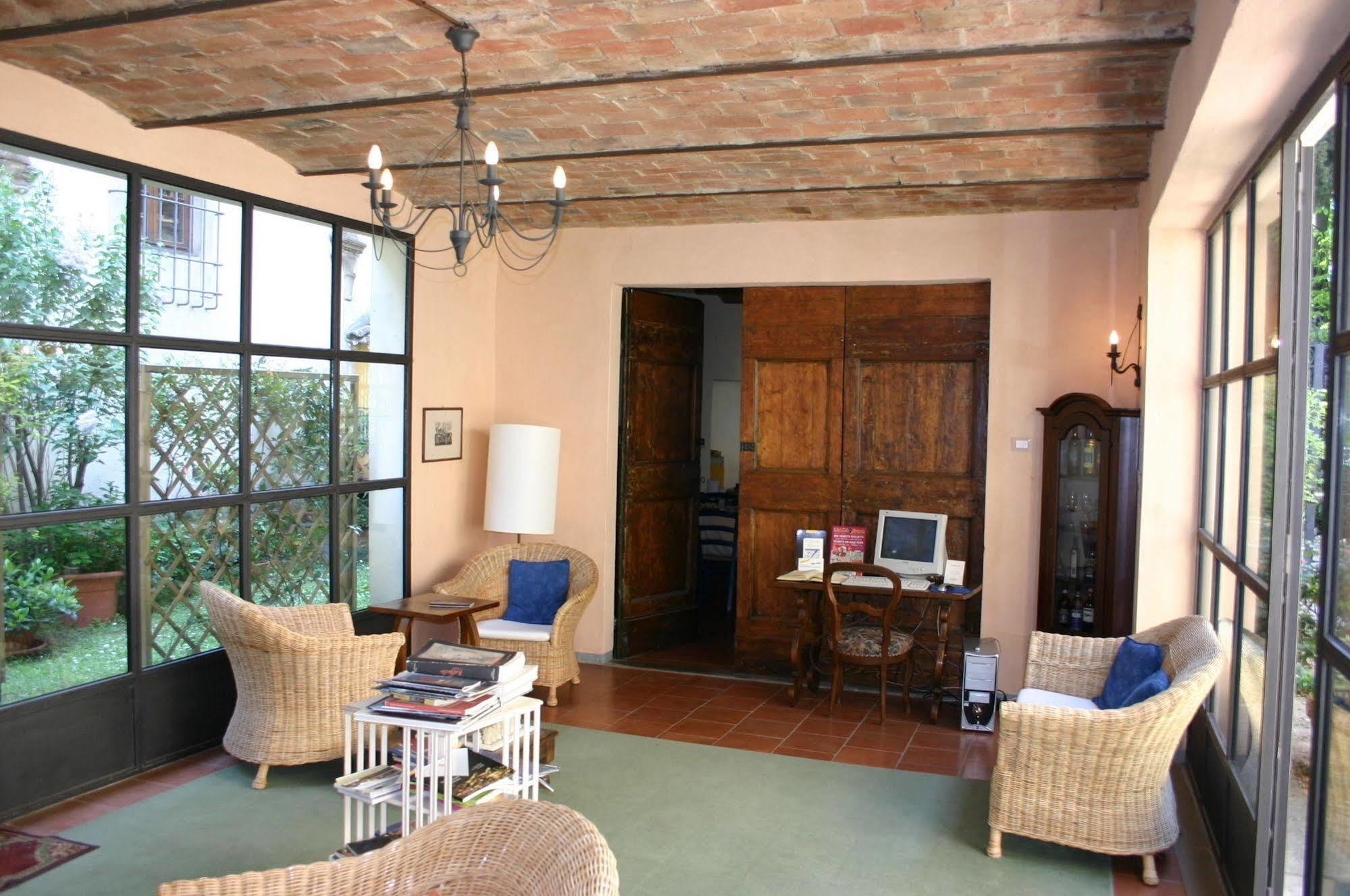 Affittacamere I Parigi Corbinelli Residenze 4*